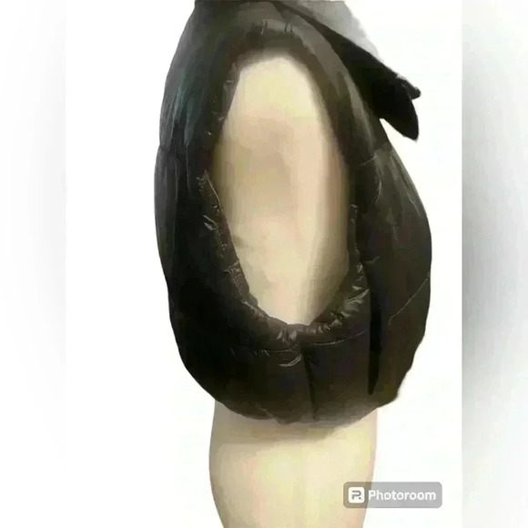 Daisy Puffer sleeveless jacket with front zipper & snaps elastic waist size med - Picture 3 of 5